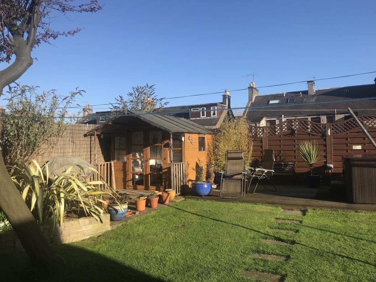 Dunclutha Guest House Leven  Экстерьер фото