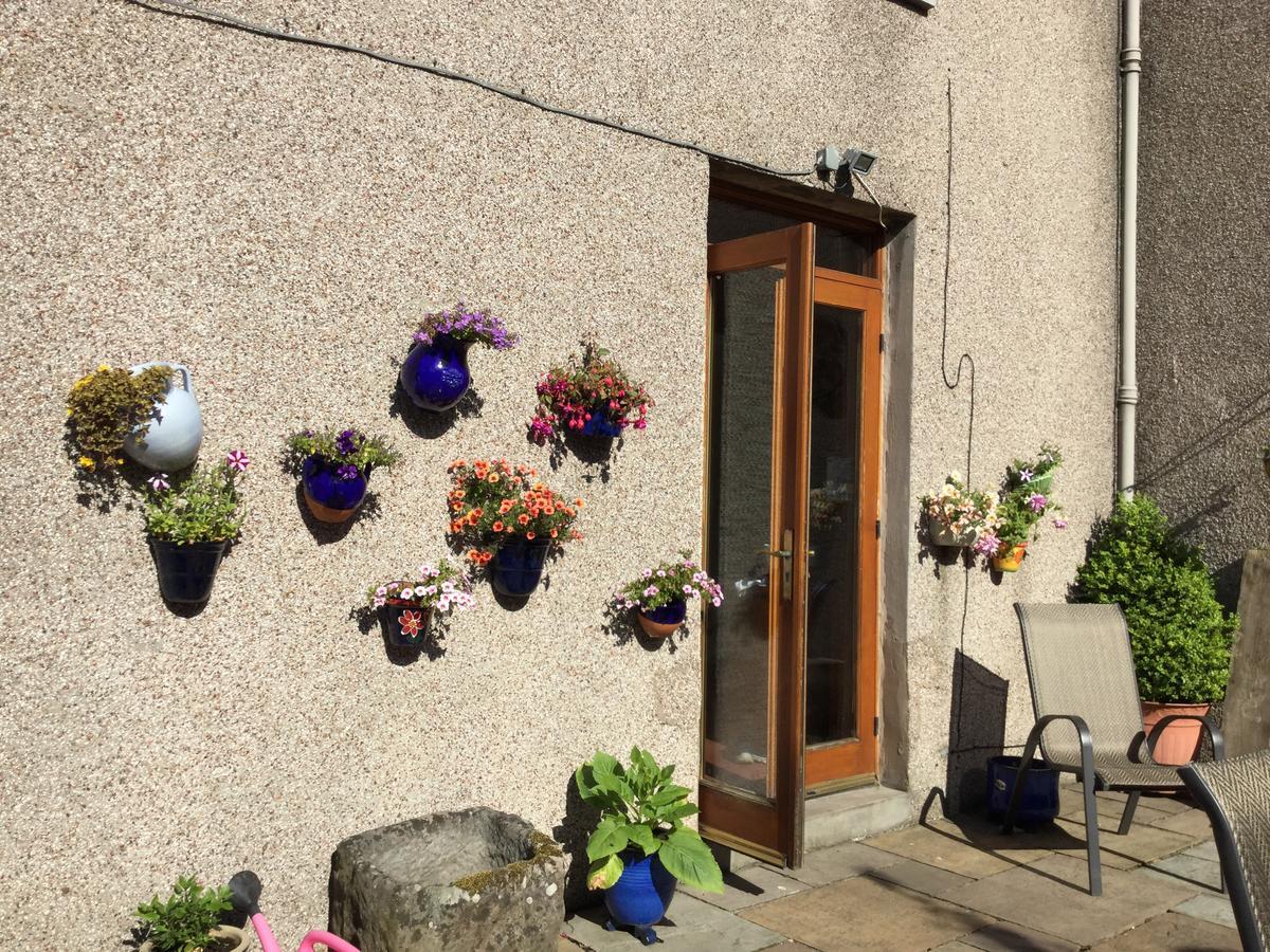 Dunclutha Guest House Leven  Экстерьер фото